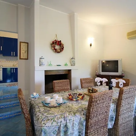 Villa Azzurra Nel Centro Di *