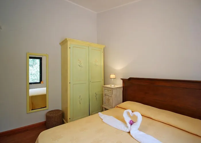 Azzurra Nel Centro Di Вилла Коста Рей